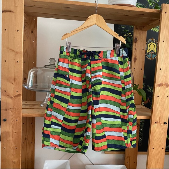 Patagonia Green Orange Blue Print Wavefarer Board Shorts 10 - Picture 2 of 14